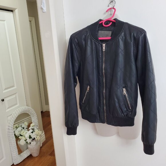RD  Style Faux Leather Bomber Jacket fits sz Large - Picture 8 of 9